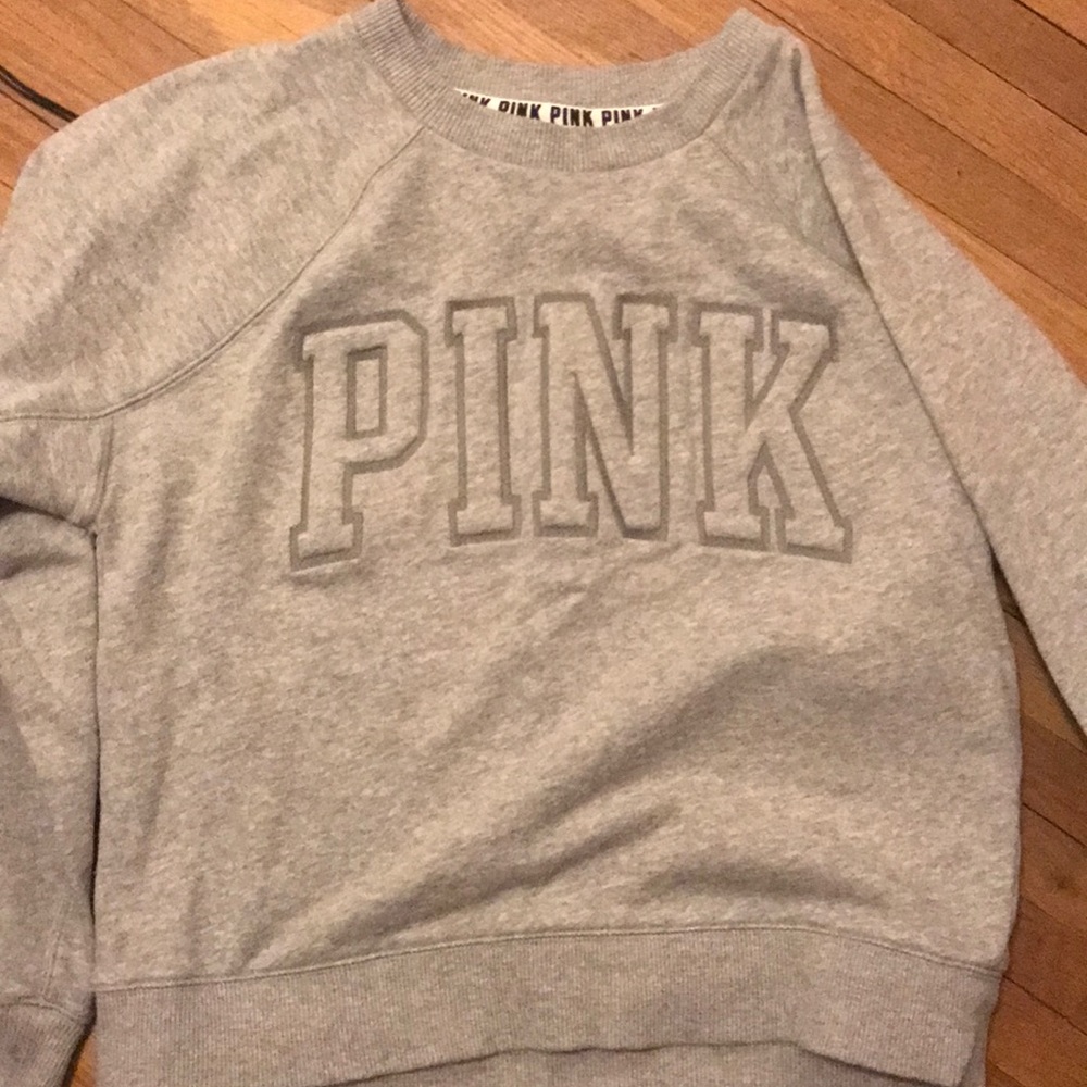 VS pink crew neck, mint condition